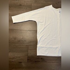 Spanx White Sweater Size Small